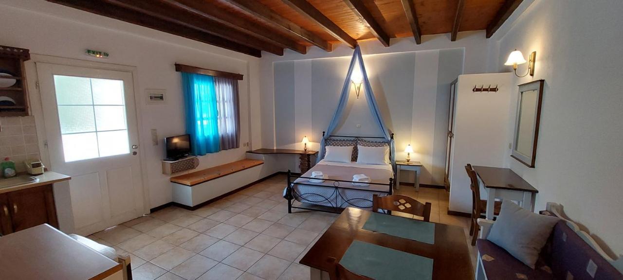 Ο Μπαξεσ Apartman Livádi Asztipáleasz Kültér fotó