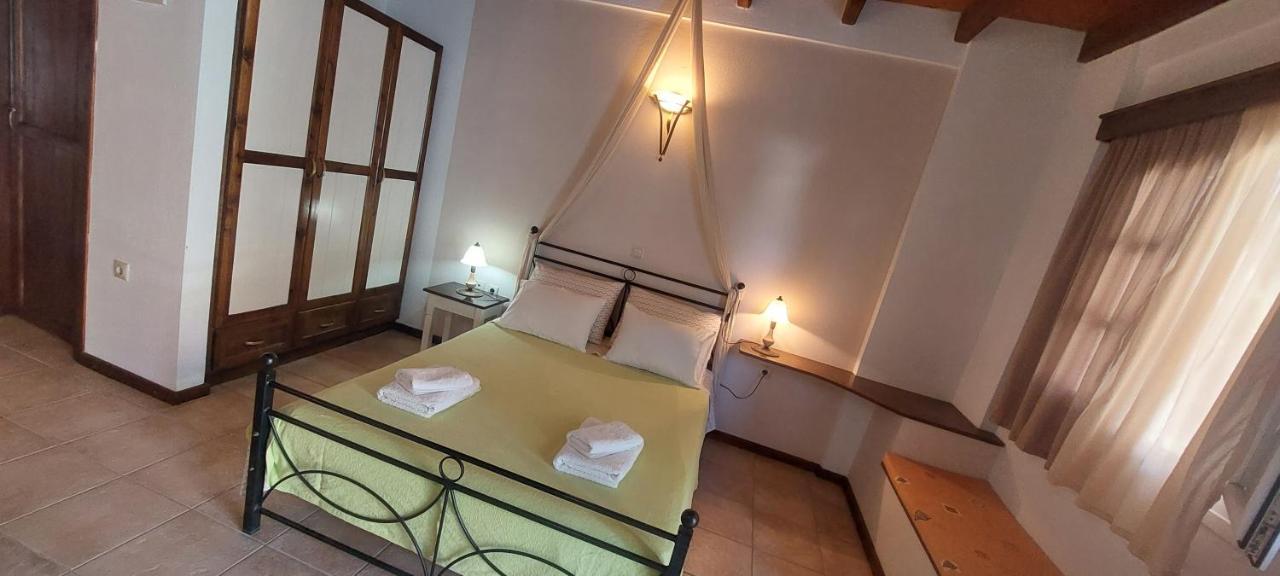 Ο Μπαξεσ Apartman Livádi Asztipáleasz Kültér fotó